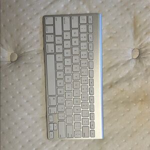 Wireless Silver Keyboard